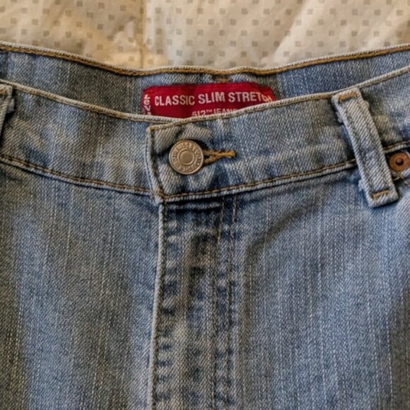 Levi's 512 Slim Stretch Short - Picture 3 of 8